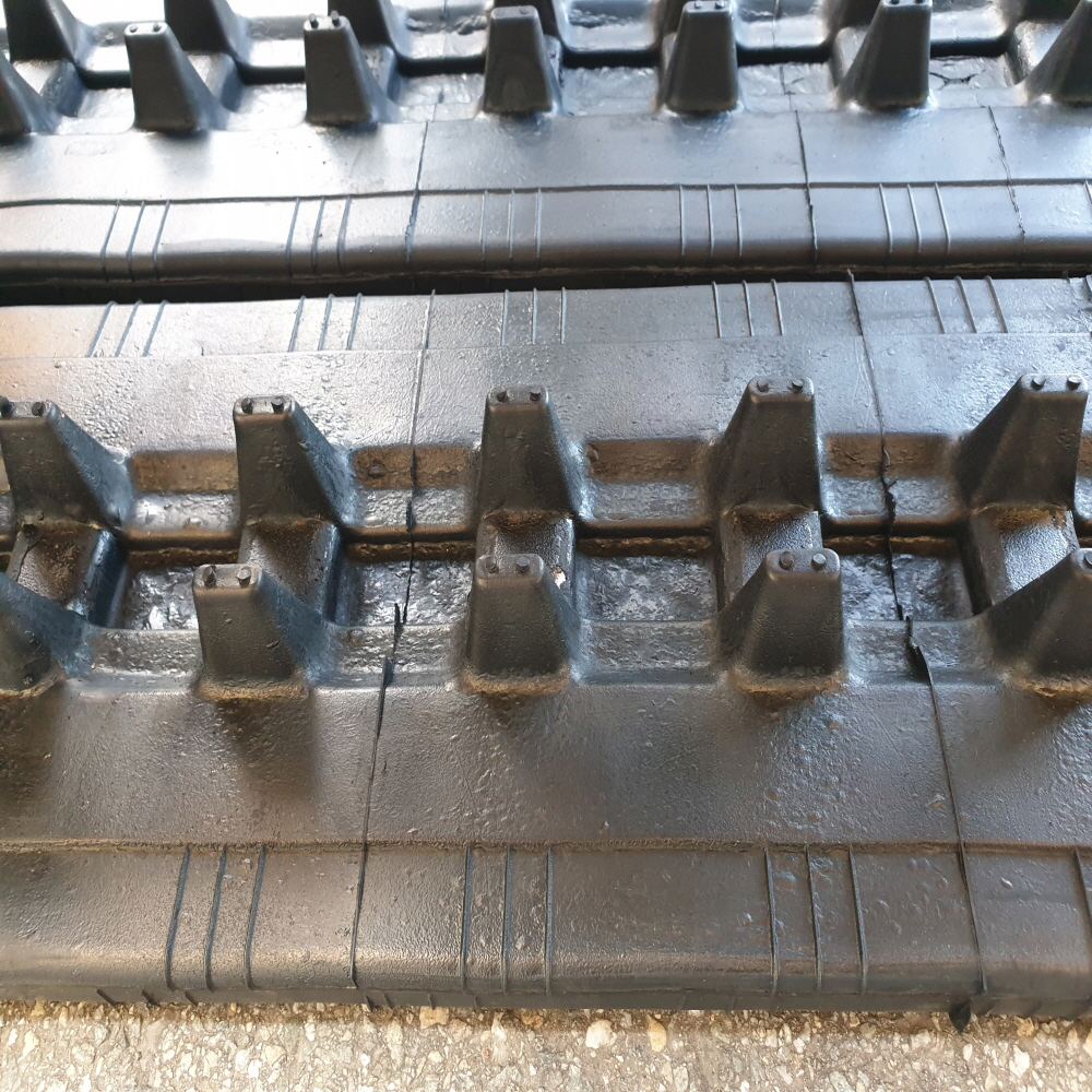 코벨코 SK10 고무트랙